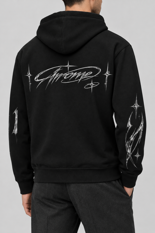 Sweat noir porté trois-quarts arrière